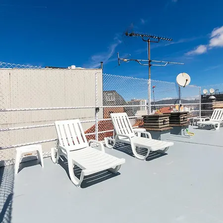 Ático Dúplex con Terrazas Privadas Vigo Centro 2 hab ツ by Rias Baixas Rentals Apartamento *