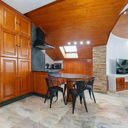 Ático Dúplex con Terrazas Privadas Vigo Centro 2 hab ツ by Rias Baixas Rentals Apartamento