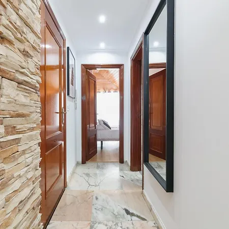 Ático Dúplex con Terrazas Privadas Vigo Centro 2 hab ツ by Rias Baixas Rentals