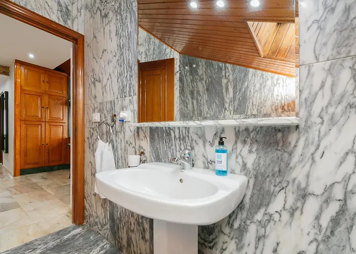 Apartamento ático Con Terrazas Privadas Centro 2 Hab ツ By Rias Baixas Vigo